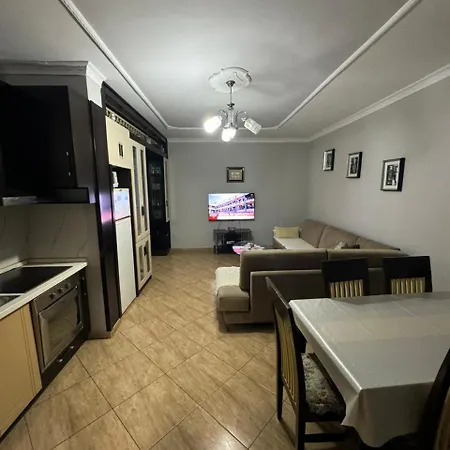Apartament Gimi's *